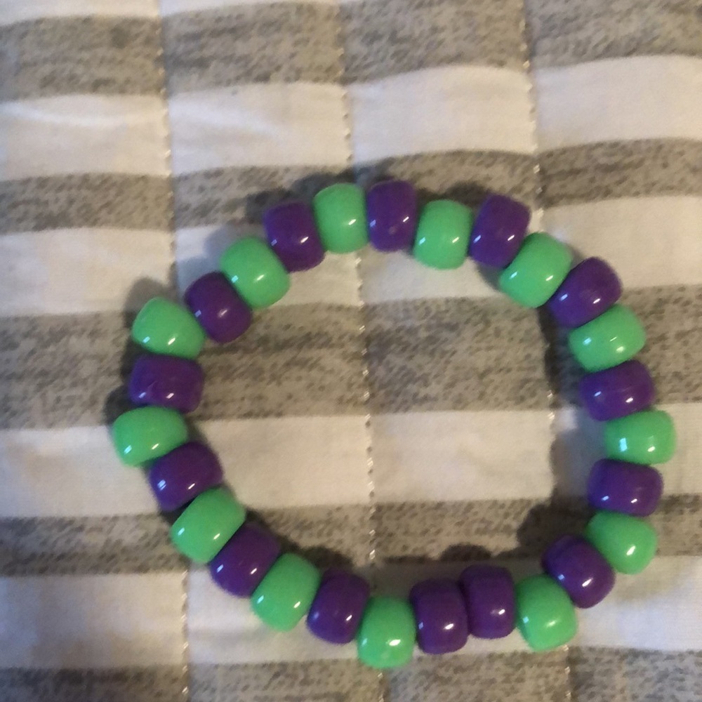 Two bracelets - Picture 3 of 3